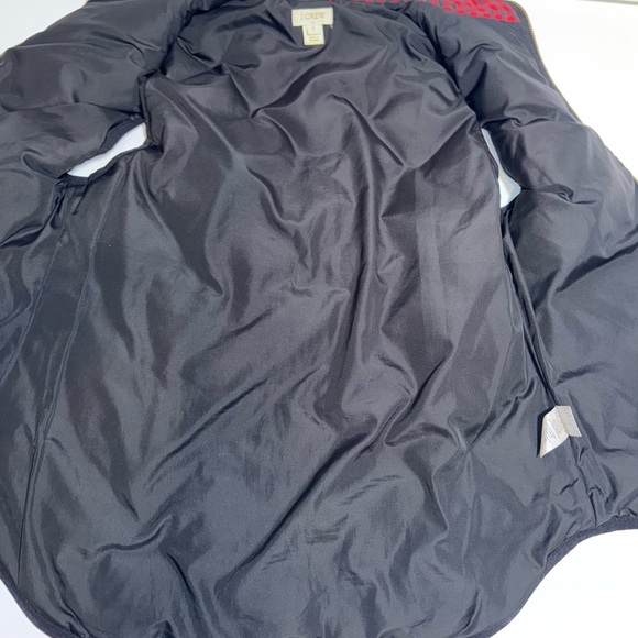 J. Crew Excursion Quilted Puffer Christmas Vest Size Small Black and Red Plaid - Picture 6 of 11